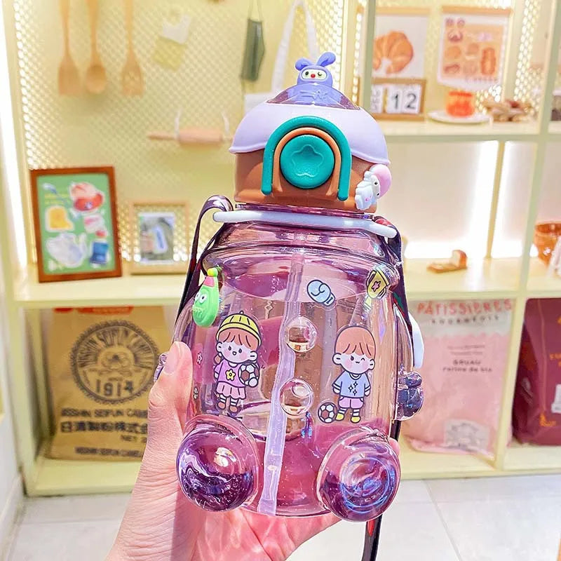 Garrafa de Água Infantil de Espremer Com Adesivos 1L
